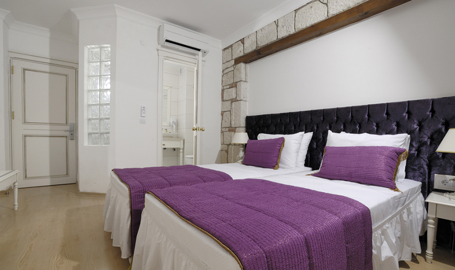 Pupil Hotel